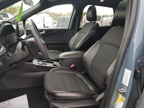 2023 Ford Escape ST-Line Select