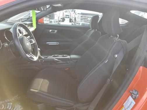 2016 Ford Mustang V6