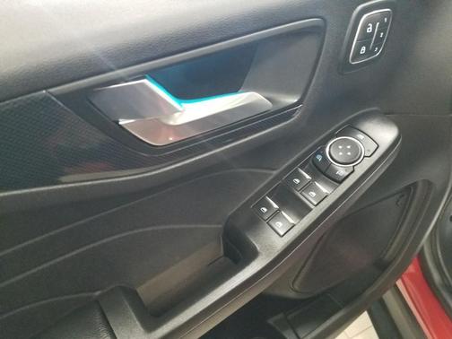 2023 Ford Escape ST-Line Elite