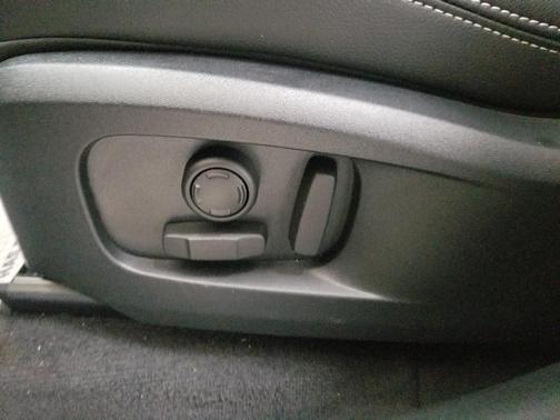 2025 Jaguar F-PACE P250 R-Dynamic S