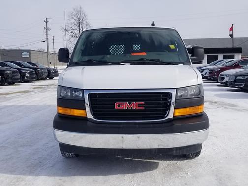 2023 GMC Savana 2500 Work Van