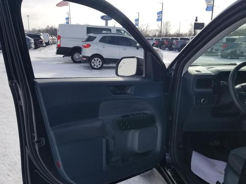 2022 Ford Maverick XL