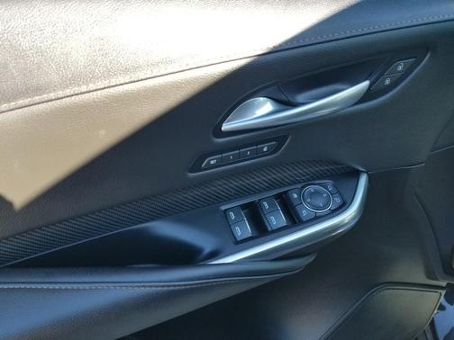 2022 Cadillac XT4 Sport