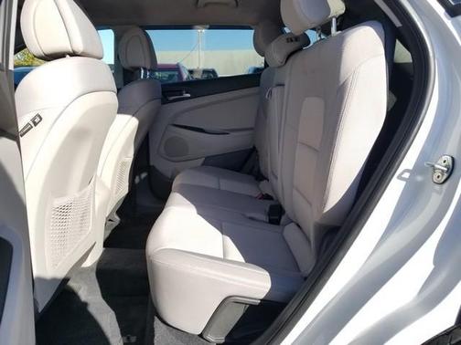 2017 Hyundai TUCSON SE