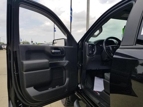Black 2021 Chevrolet Silverado 1500 Custom Trail Boss
