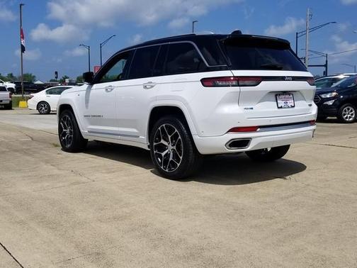2023 Jeep Grand Cherokee 4xe Summit