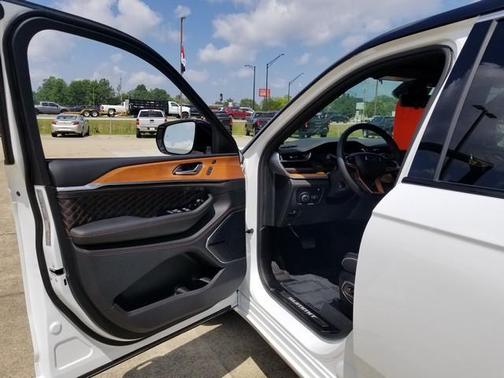 2023 Jeep Grand Cherokee 4xe Summit