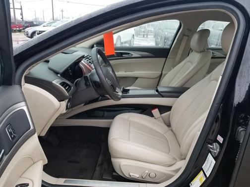 2017 Lincoln MKZ Premiere