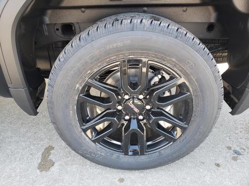 Onyx Black 2026 GMC Sierra 1500 Elevation