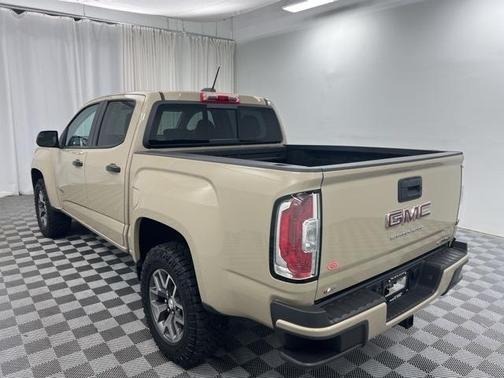 2022 GMC Canyon AT4 w/Cloth