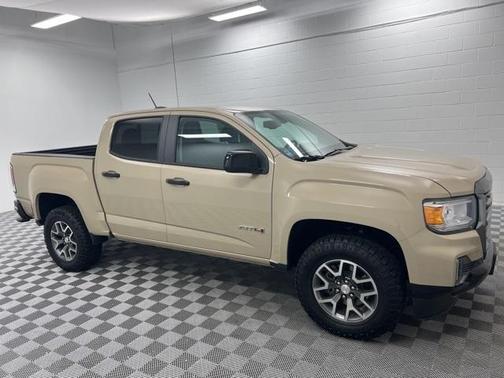 2022 GMC Canyon AT4 w/Cloth