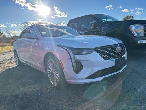 2023 Cadillac CT4 Premium Luxury