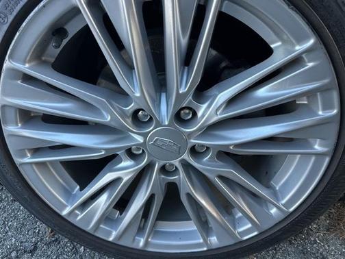 2023 Cadillac CT4 Premium Luxury