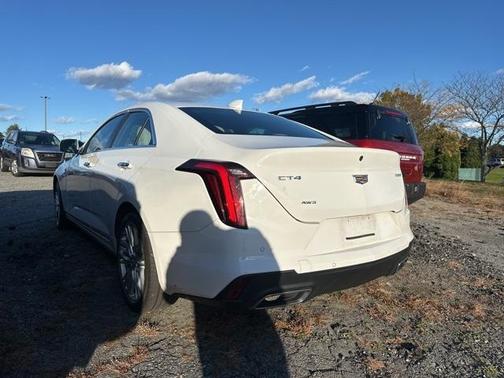 2023 Cadillac CT4 Premium Luxury