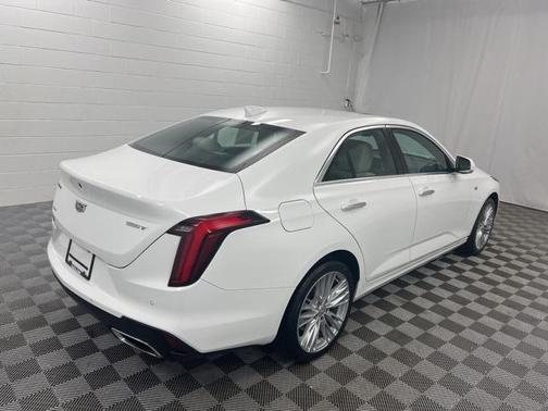 2023 Cadillac CT4 Premium Luxury