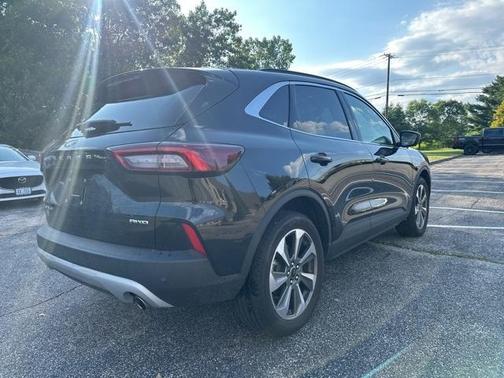 2023 Ford Escape Platinum