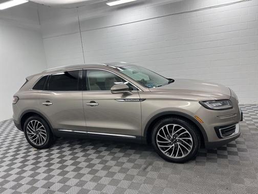 2019 Lincoln Nautilus Reserve