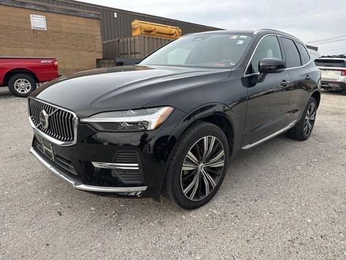 Black Stone 2023 Volvo XC60 B5 Plus Bright Theme