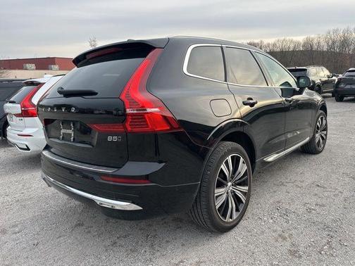 Black Stone 2023 Volvo XC60 B5 Plus Bright Theme