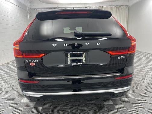Black Stone 2023 Volvo XC60 B5 Plus Bright Theme