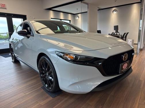 2025 Mazda Mazda3 FWD w/Select Package