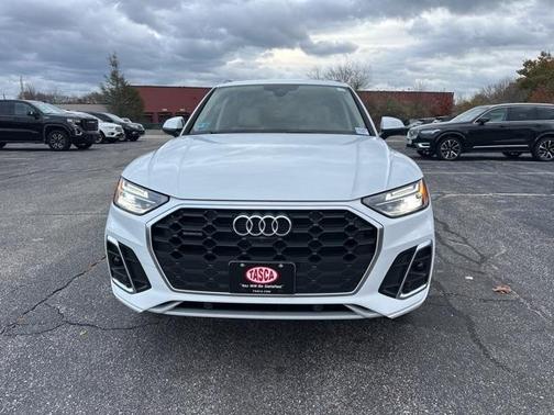 2024 Audi Q5 45 S line quattro Premium