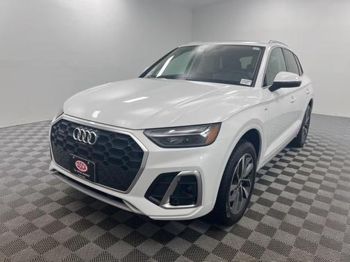 2024 Audi Q5 45 S line quattro Premium