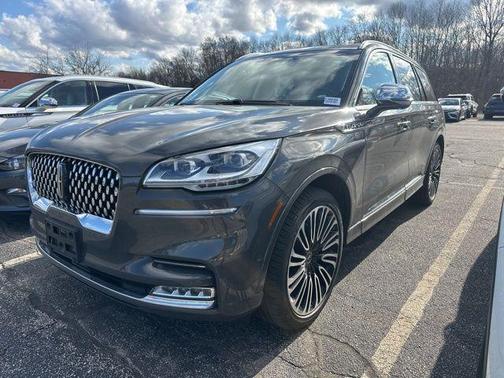 Metallic 2022 Lincoln Aviator Black Label AWD