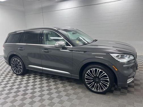 Metallic 2022 Lincoln Aviator Black Label AWD