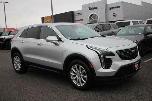 Gray 2020 Cadillac XT4 Luxury