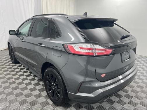 2023 Ford Edge SE