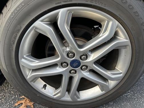 2018 Ford Edge Titanium