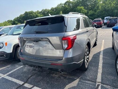 2022 Ford Explorer ST-Line