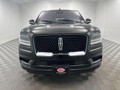 Black 2020 Lincoln Navigator L Reserve