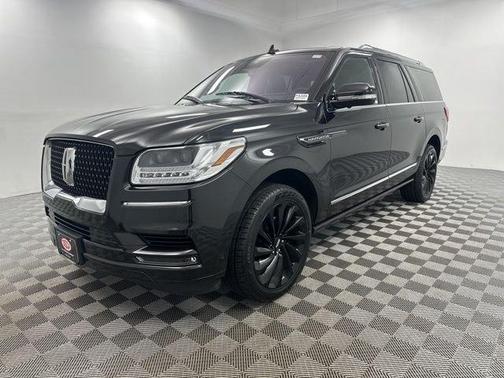Black 2020 Lincoln Navigator L Reserve