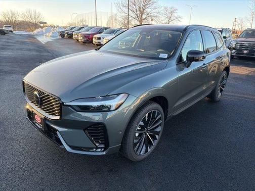 2026 Volvo XC60 B5 Ultra