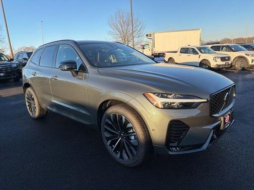 2026 Volvo XC60 B5 Ultra