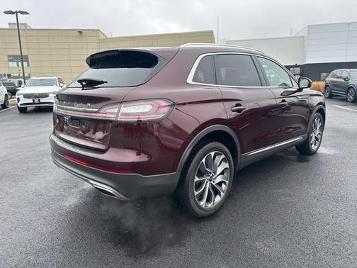 2023 Lincoln Nautilus Reserve