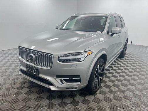 Silver 2023 Volvo XC90 B6 Plus 7-Seater