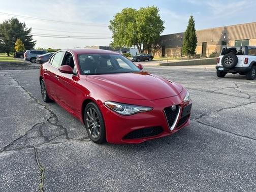 2018 Alfa Romeo Giulia Base