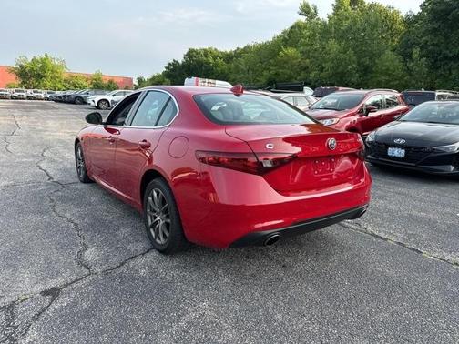 2018 Alfa Romeo Giulia Base