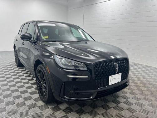 Infinite Black Metallic 2023 Lincoln Corsair Standard