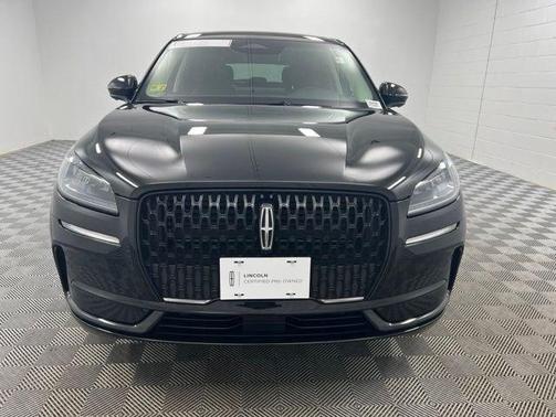 Infinite Black Metallic 2023 Lincoln Corsair Standard