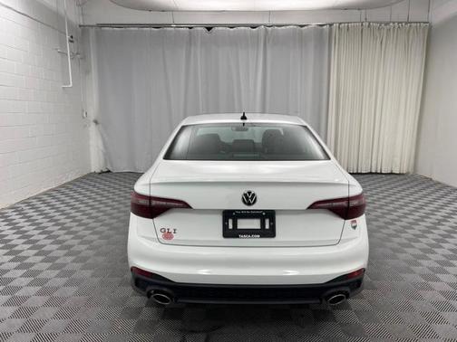2024 Volkswagen Jetta GLI 2.0T Autobahn