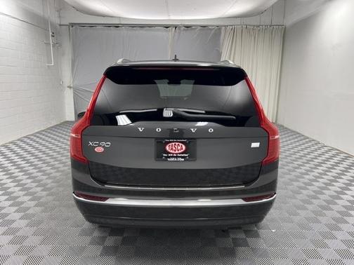 2024 Volvo XC90 Recharge Plug-In Hybrid T8 Ultimate Bright Theme 7-Seater