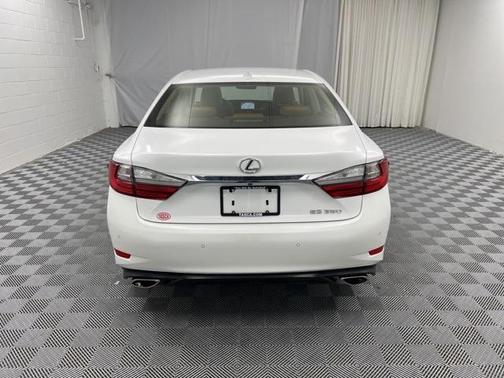 2016 Lexus ES 350 Base