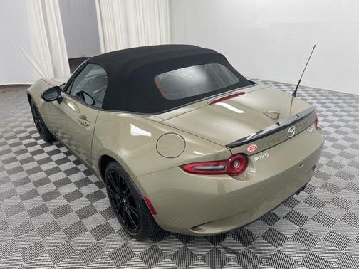 2024 Mazda MX-5 Miata Club