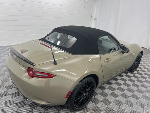 2024 Mazda MX-5 Miata Club