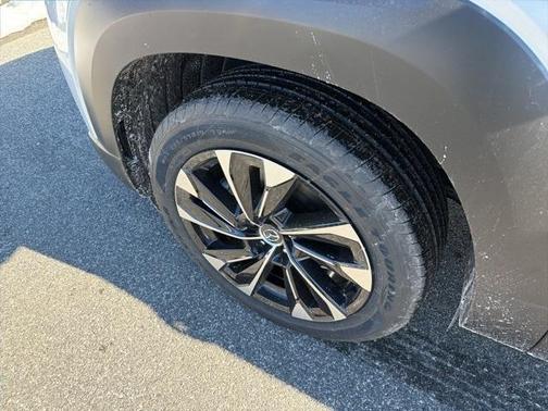 2026 Mazda CX-50 Premium Plus