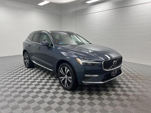 2023 Volvo XC60 B5 Plus Bright Theme